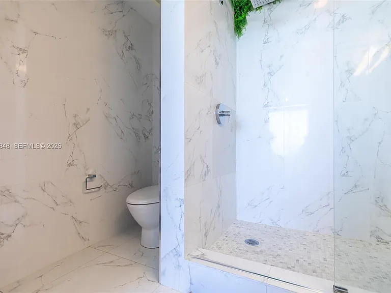 92 SW 3rd St #5108 — Photo 15