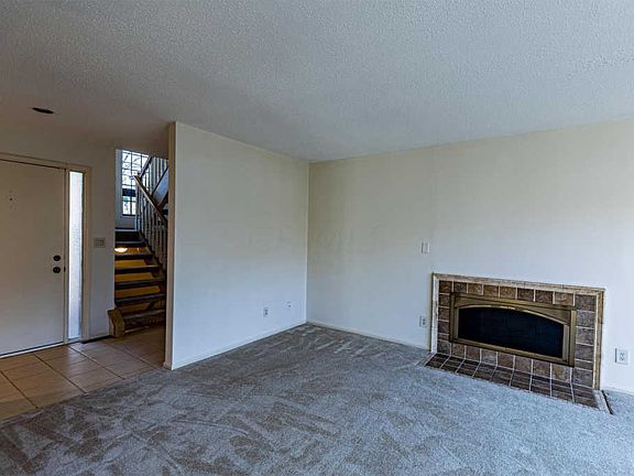 4th image of 107 Saint Julien St #32-A