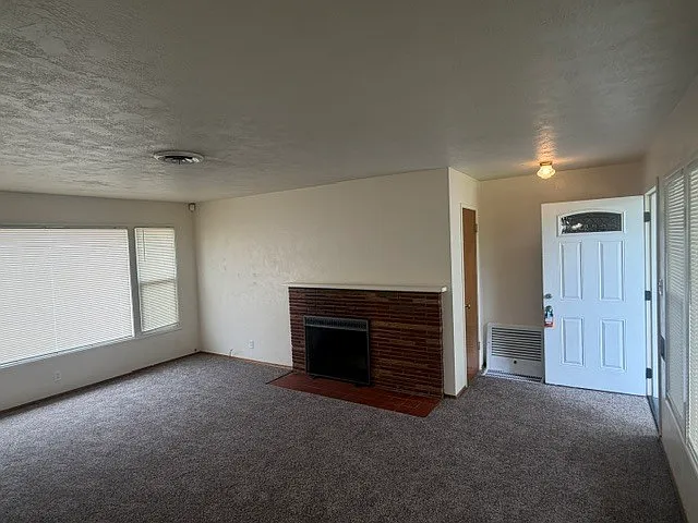 1514 Maplewood Dr — Photo 7