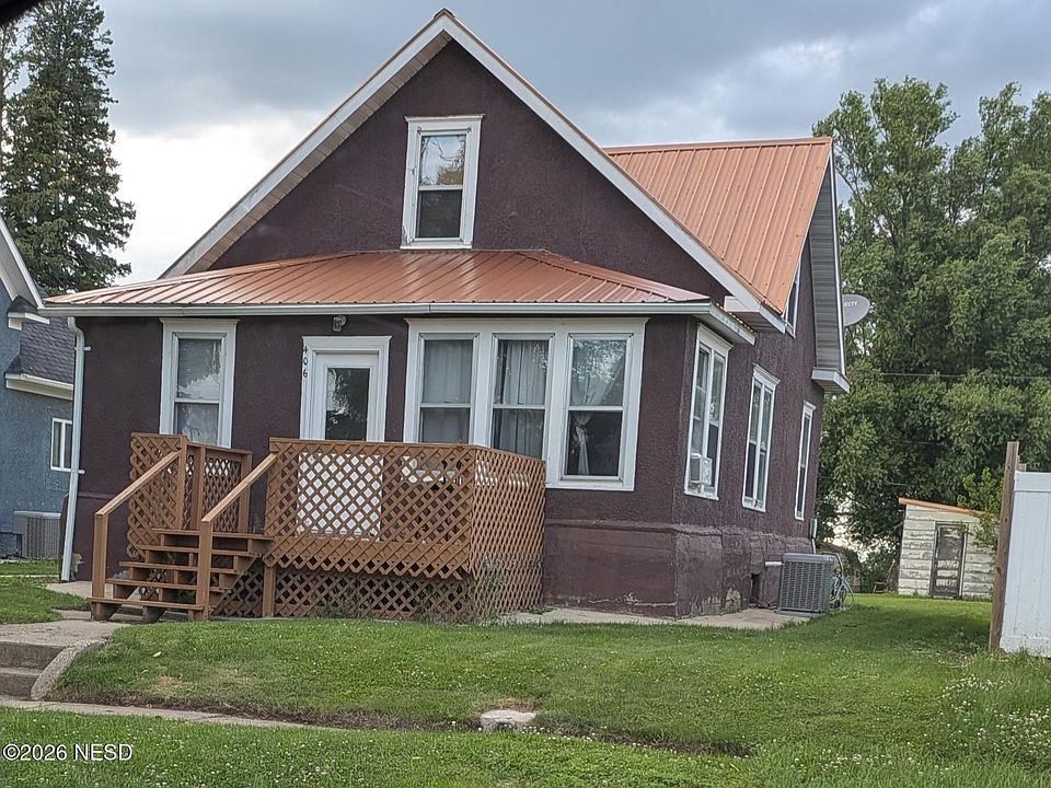 2nd image of 406 3rd Ave N