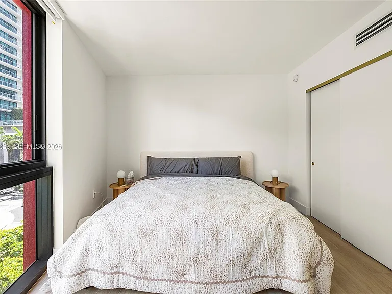 90 NE 32nd St #312 — Photo 8