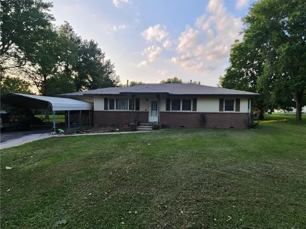 6781 SE Kiwi Ln, Riverton, KS 66770