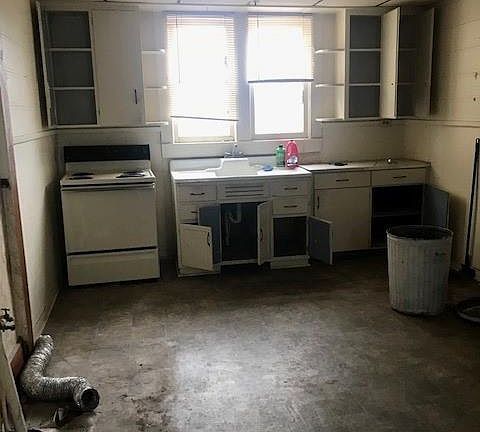 5th image of 342 Woodlawn Ave