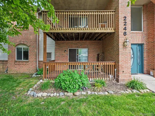 2246 Touchdown Ct Unit 1, Ypsilanti, MI 48197
