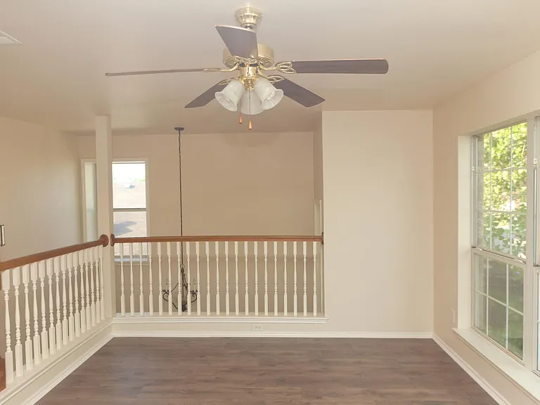 1600 Quarry Dr — Photo 20