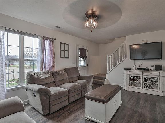 5th image of 3505 Brian Ct