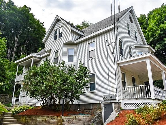 3rd image of 338 Blossom St