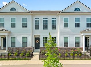 912 Kinzer Ave, Carmel, IN 46032