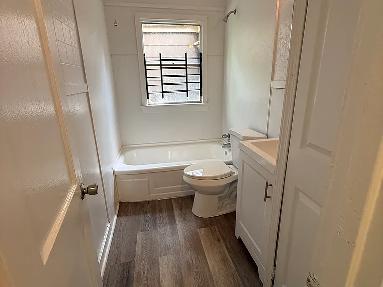 229 Archer Ave — Photo 5