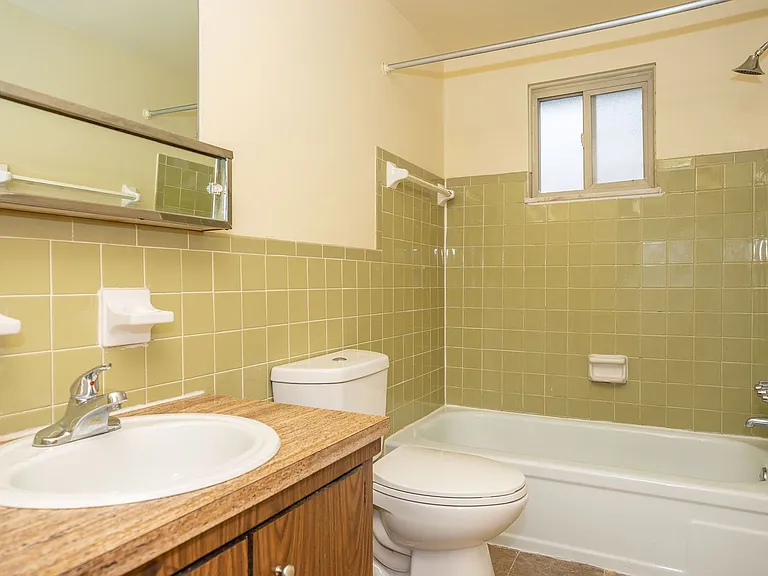 Townhomes at Fairways — Photo 36