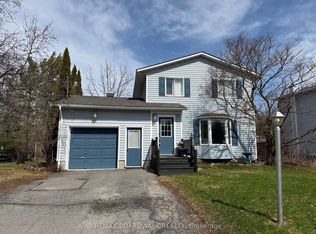 15 Terry Fox Ave, Carleton Place, ON K7C4G2