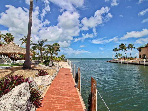5th image of 119 Pirates Cove Dr