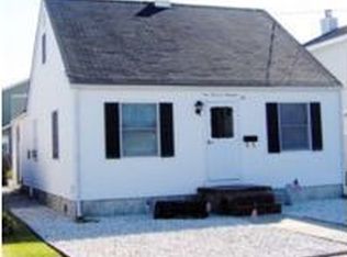 119 E Jefferson Ave, Wildwood Crest, NJ 08260