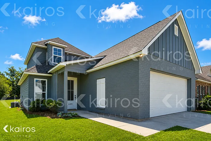 6405 Roux Dr