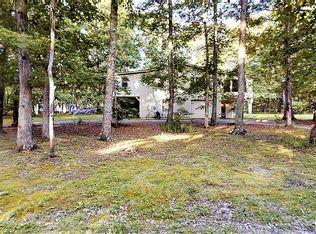 1313 Sharon Cir, Crossville, TN 38572