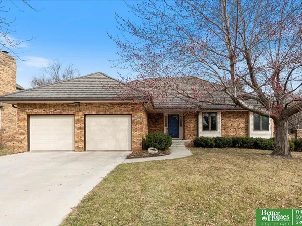 16306 Grover St, Omaha, NE 68130