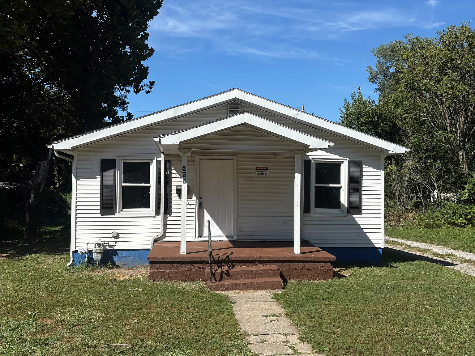 2 bed, 884 sqft, $795 — Photo 1