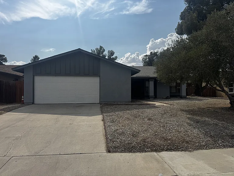 15086 Dakota St — Photo 1