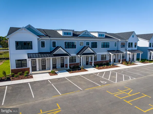 2105 Emden Ln #310, Lewes, DE 19958