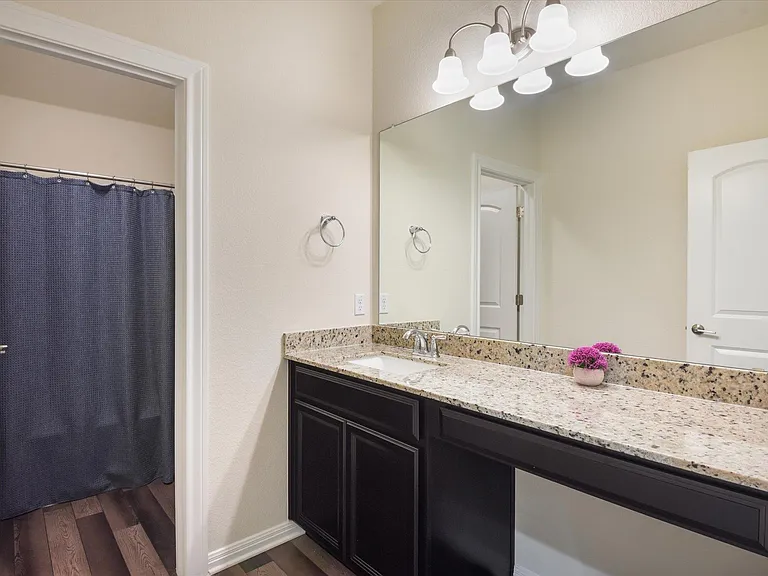 210 Zuma Dr — Photo 16