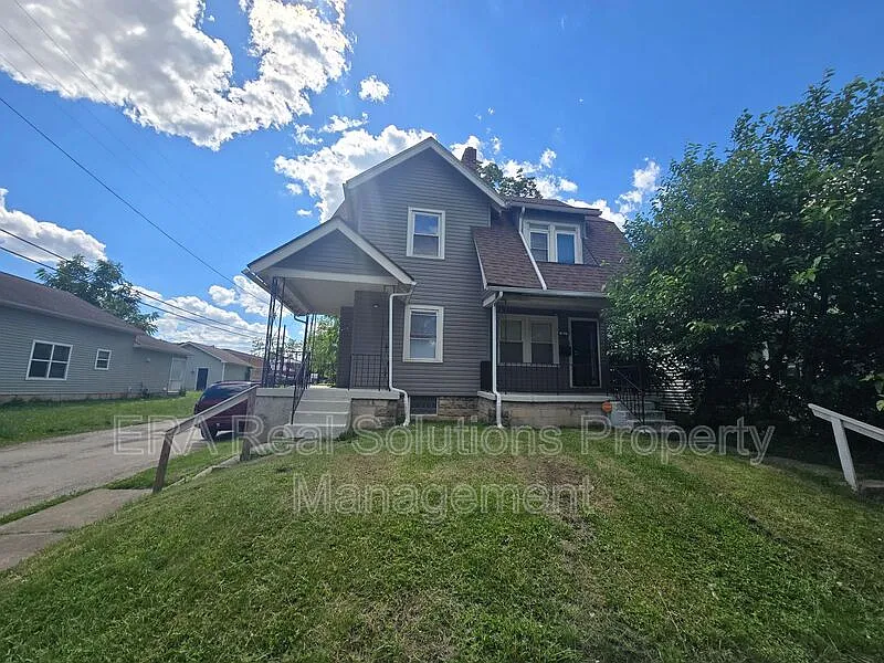 841-843 Seymour Ave #843 SEYMOUR AVE