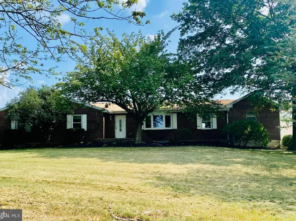 316 N Mill Rd, Harrisburg, PA 17112