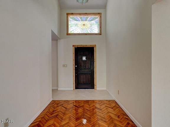 5th image of 33 River Ridge Trl