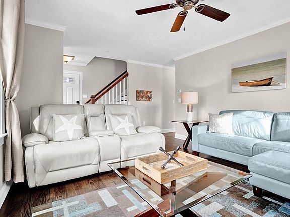 2nd image of 101 Cherry St #32