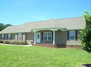 2840 Churchill Dr, Cookeville, TN 38506