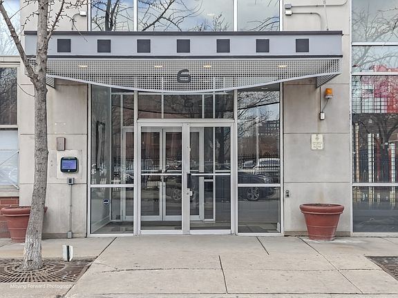 2nd image of 6 S Laflin St APT 923