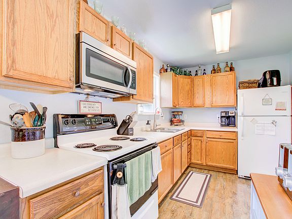 5th image of 11583 Hillary Dr