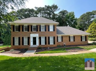 1501 Eryn Cir, Suwanee, GA 30024