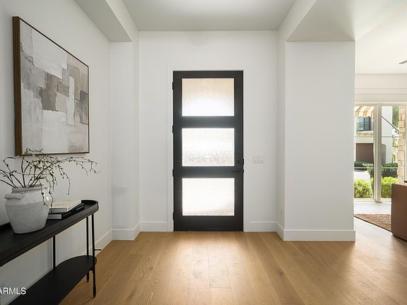 5th image of 3912 E CRITTENDEN Lane