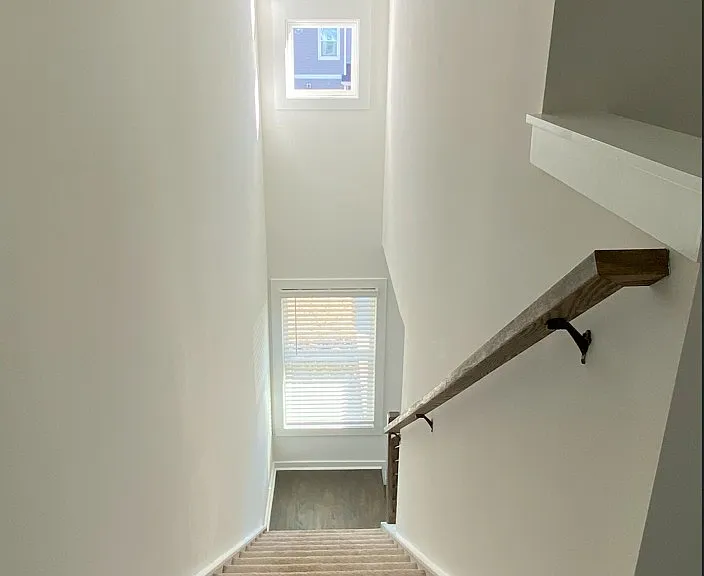 1259 Westgate Village Dr — Photo 18