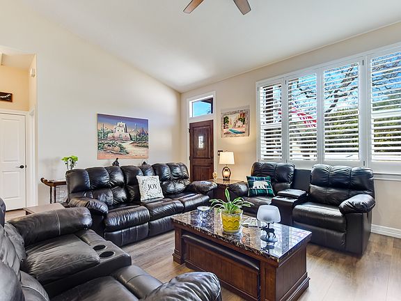 4th image of 201 Valley Hill Dr