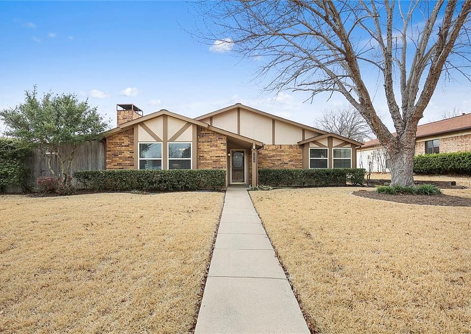 1st image of 1018 Bellflower Dr