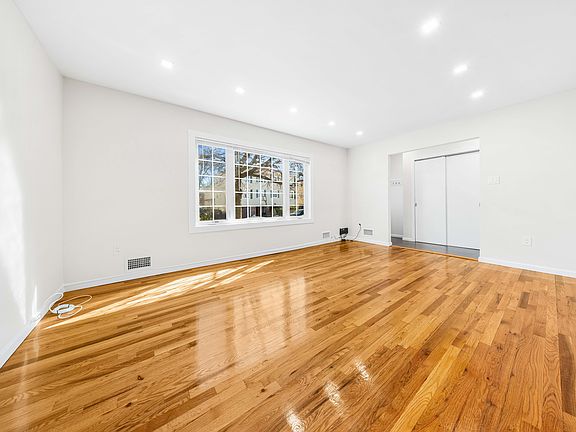 3rd image of 15-80 209th St #1E