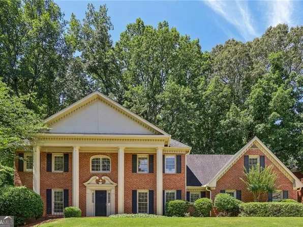 1274 Mile Post Dr, Atlanta, GA 30338