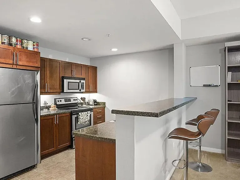 206 Park Blvd #205 — Photo 5