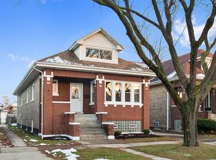 2327 Scoville Ave, Berwyn, IL 60402