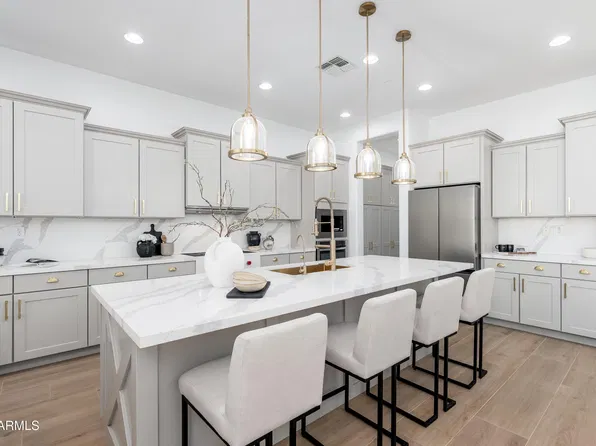 1528 W RED BIRD Road, Phoenix, AZ 85085