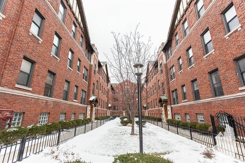 1st image of 3306 W Schubert Ave APT 3P