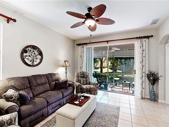 5th image of 7863 Lake Sawgrass Loop APT 5511