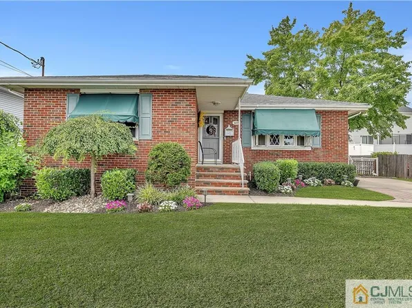 427 Hamilton Ave, Perth Amboy, NJ 08861