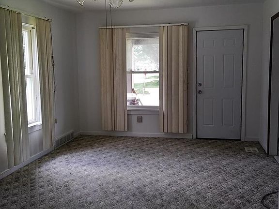 2nd image of 2003 Weston Ave