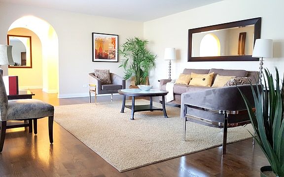 3rd image of 6700 W Golfview Ln