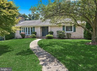 360 Laurie Ave, Hummelstown, PA 17036
