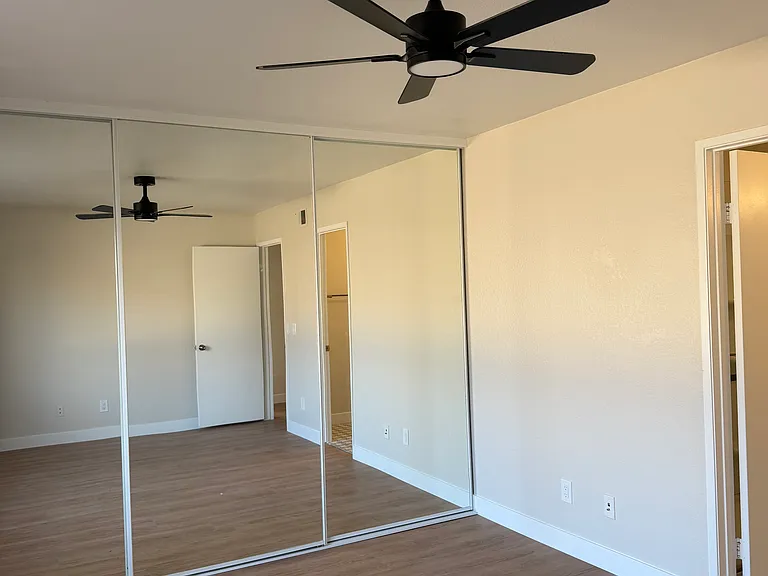 10516 Giffin Way — Photo 3
