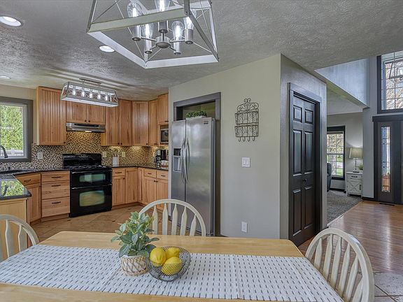 4th image of 2222 S Progress Rd