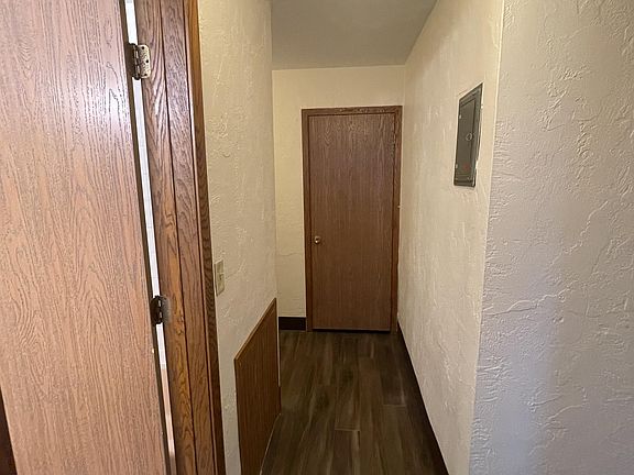 4th image of 1862 Feronia Ave #3